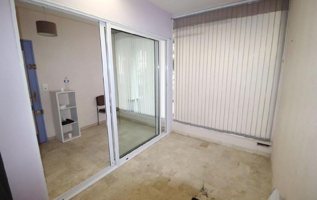 Annonces PERPIGNAN : Local / Bureau | PERPIGNAN (66000) | 174 m2 | 155 000 € 