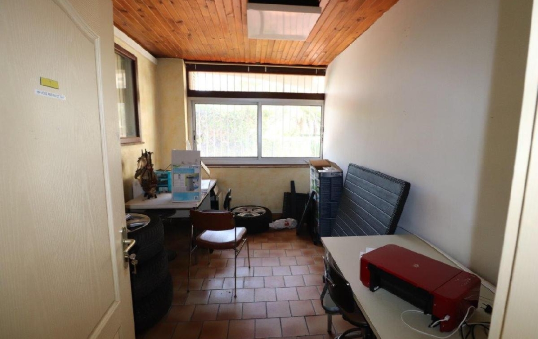 Annonces PERPIGNAN : Local / Bureau | PERPIGNAN (66000) | 174 m2 | 155 000 € 